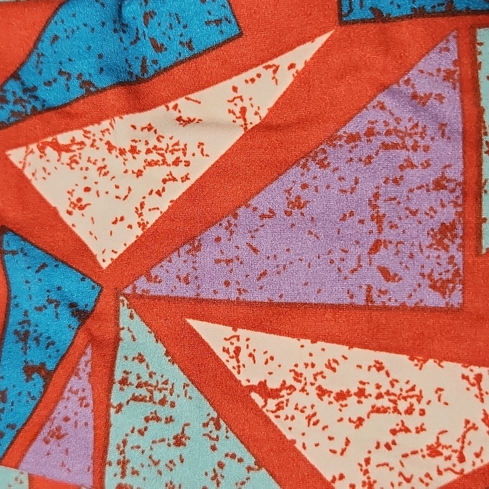 LULAROE LLR OS Patterned Buttery Soft Legging One Size
